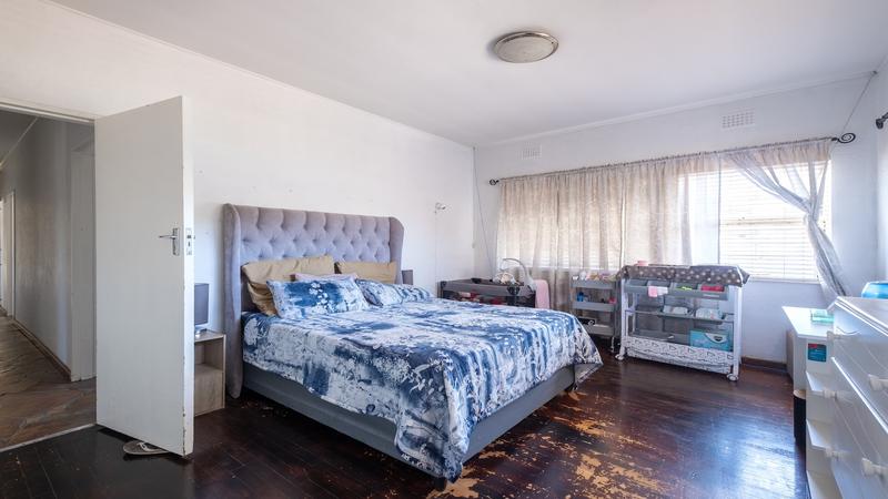 5 Bedroom Property for Sale in Parow North Western Cape